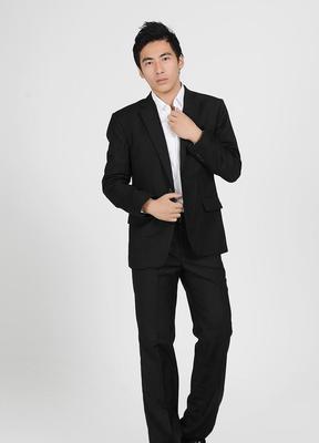 上海西装定制指南 品牌、厂家选择与价格解析